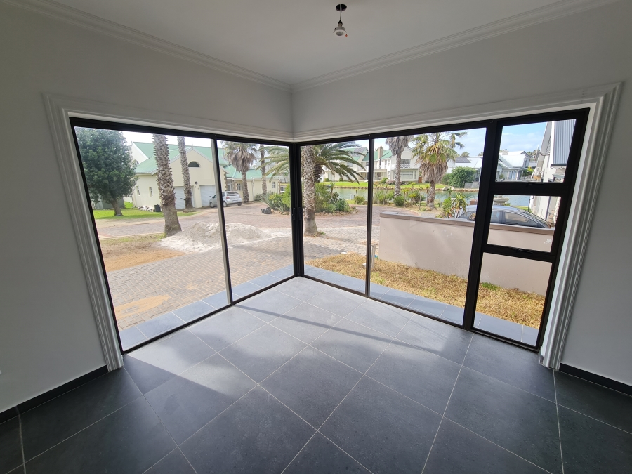 3 Bedroom Property for Sale in Marina Martinique Eastern Cape